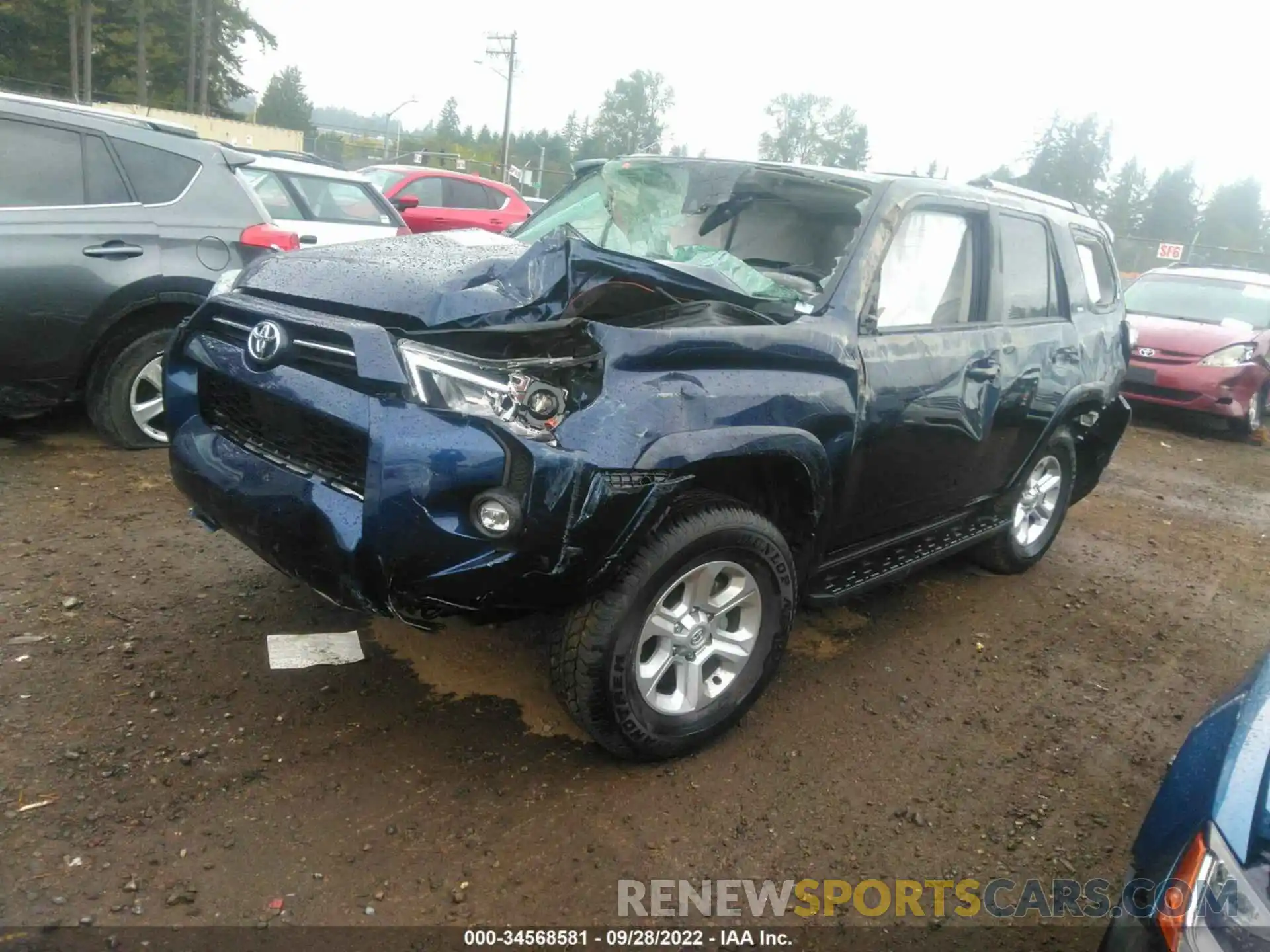 2 Photograph of a damaged car JTENU5JR0N6055620 TOYOTA 4RUNNER 2022