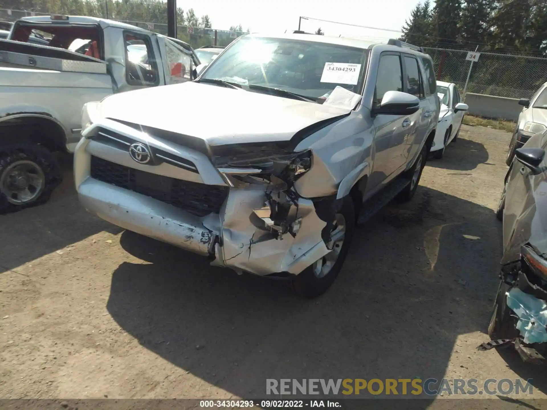 2 Photograph of a damaged car JTENU5JR1N5975651 TOYOTA 4RUNNER 2022