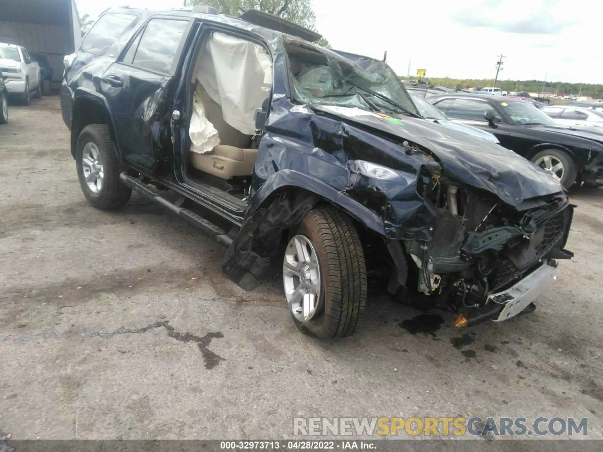 1 Photograph of a damaged car JTENU5JR1N6008595 TOYOTA 4RUNNER 2022