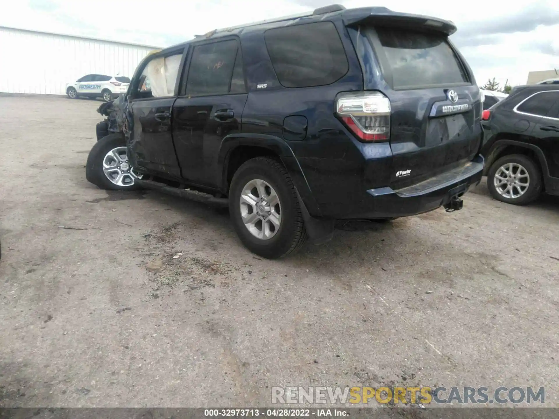 3 Фотография поврежденного автомобиля JTENU5JR1N6008595 TOYOTA 4RUNNER 2022