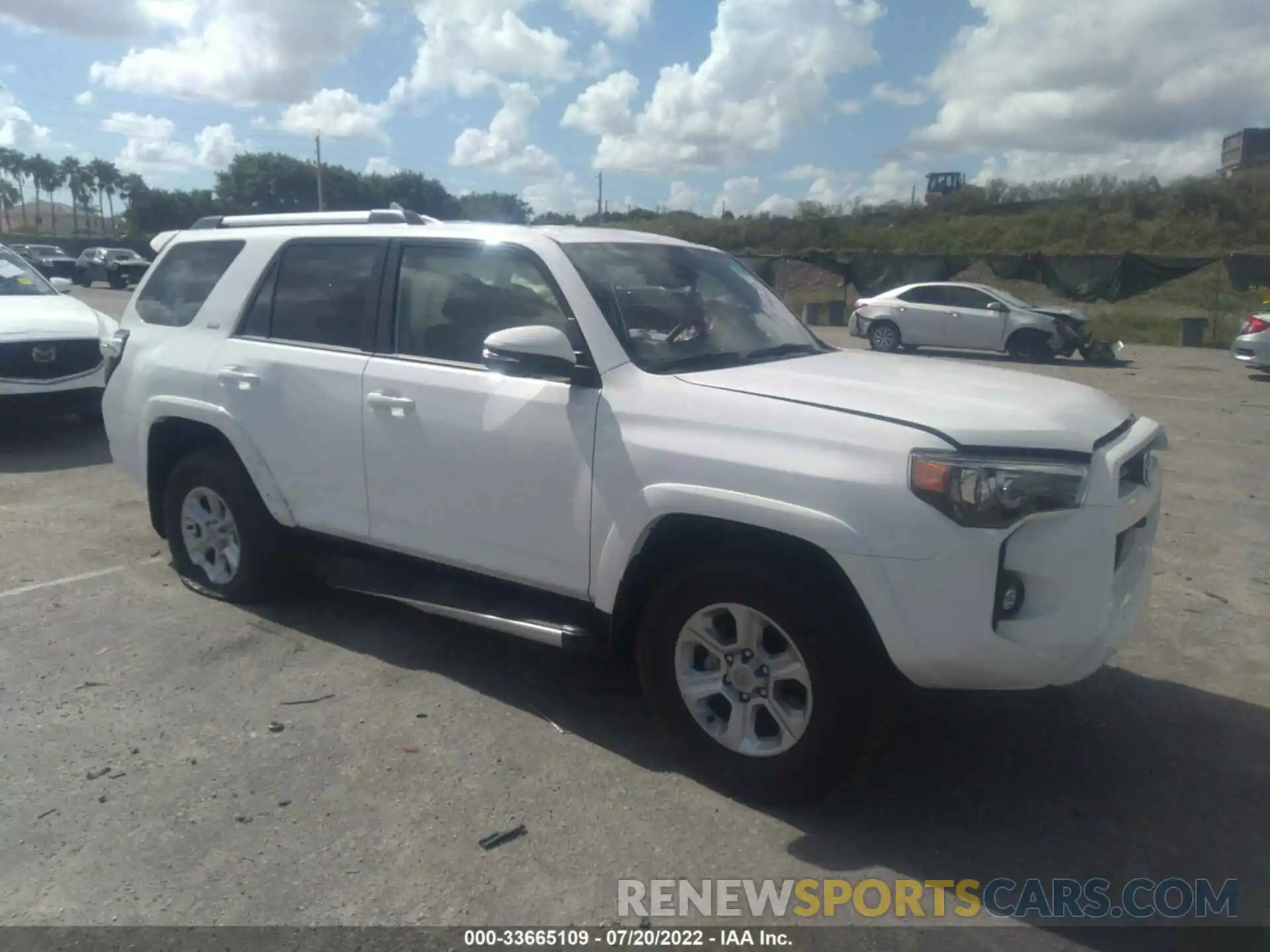 1 Photograph of a damaged car JTENU5JR1N6039247 TOYOTA 4RUNNER 2022