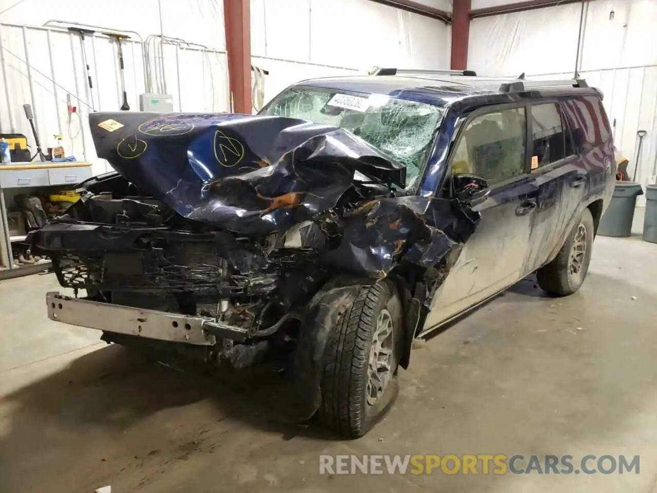 2 Photograph of a damaged car JTENU5JR2N5980213 TOYOTA 4RUNNER 2022