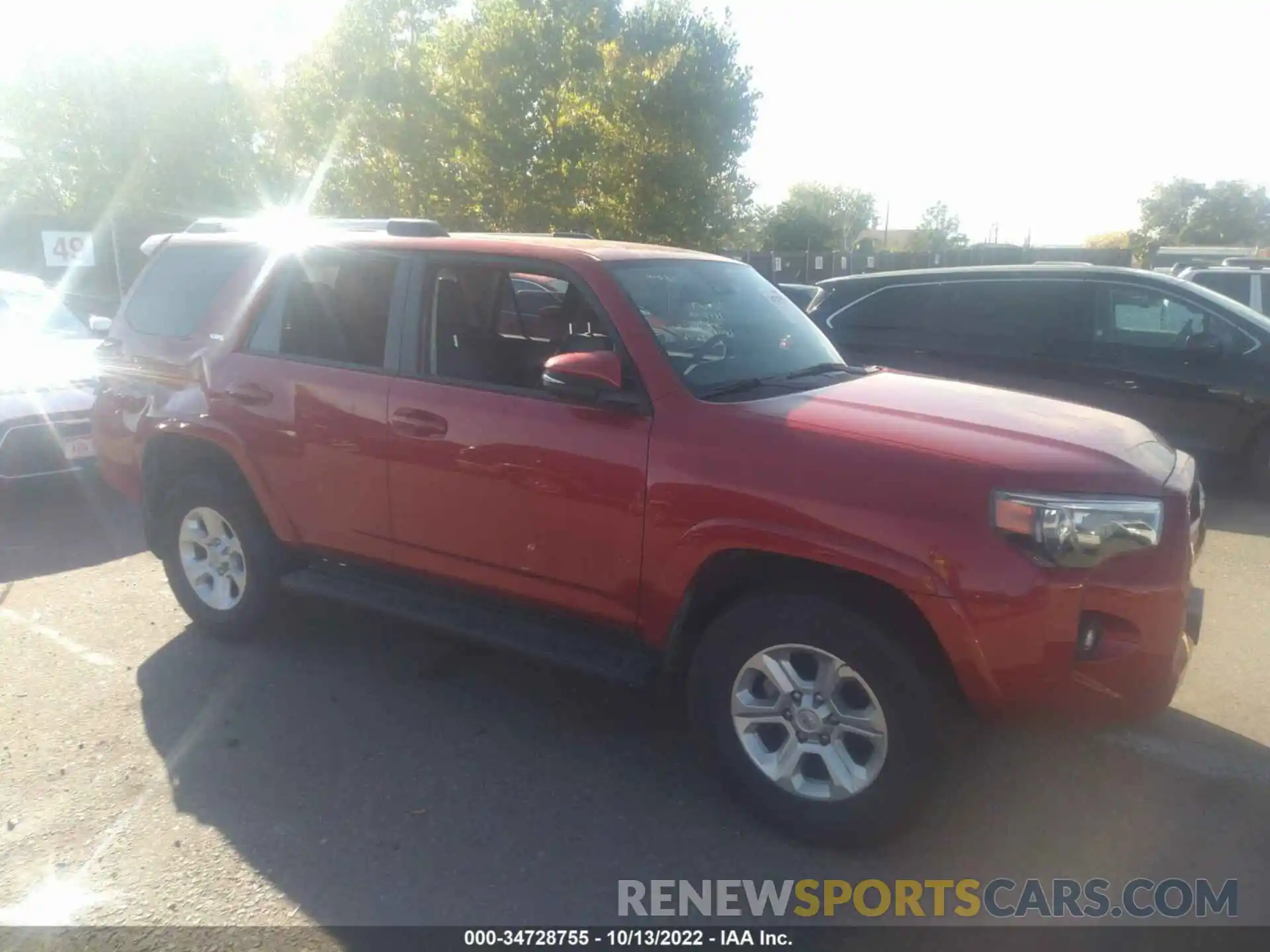 1 Photograph of a damaged car JTENU5JR2N6007018 TOYOTA 4RUNNER 2022