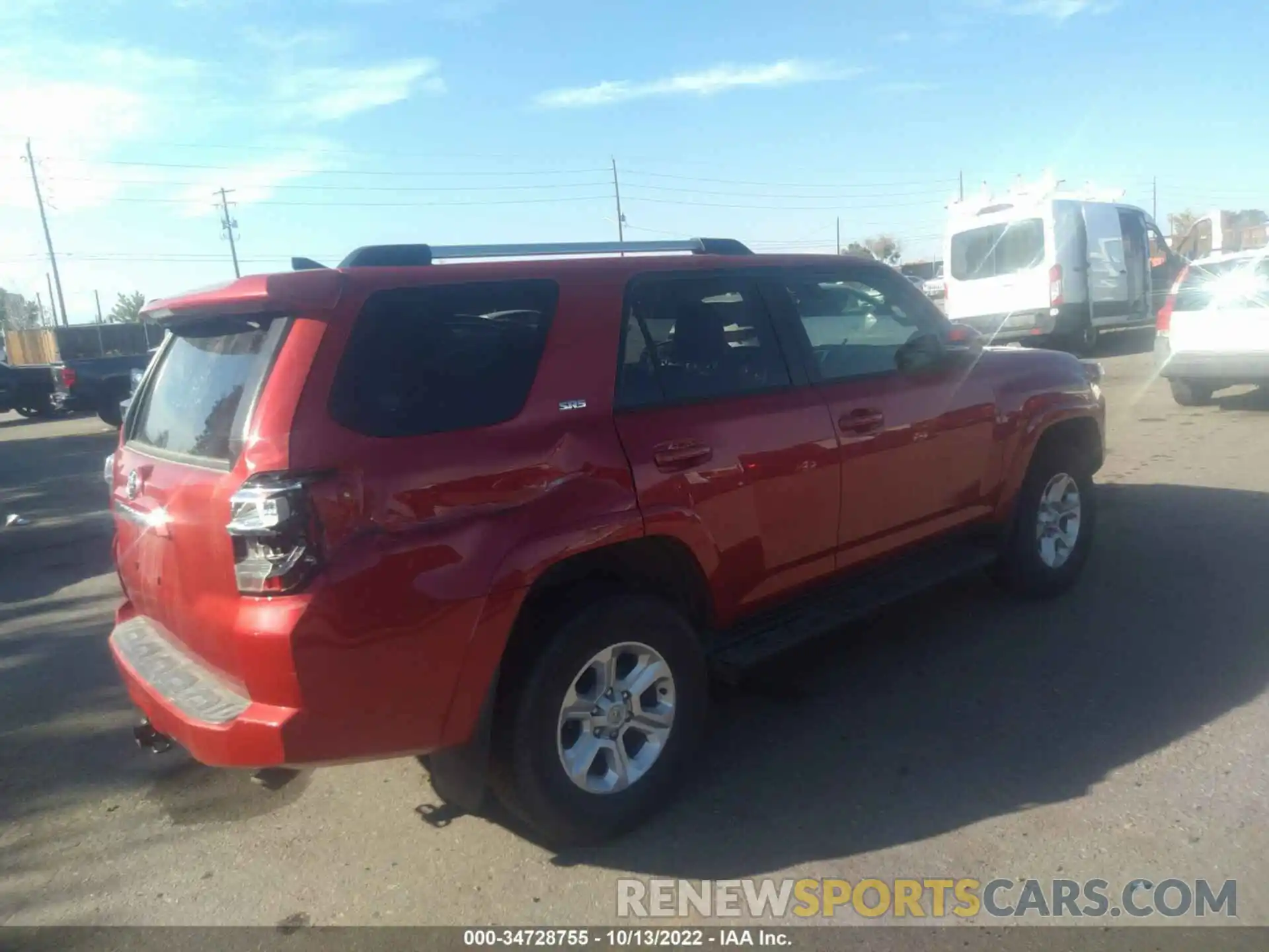 4 Photograph of a damaged car JTENU5JR2N6007018 TOYOTA 4RUNNER 2022