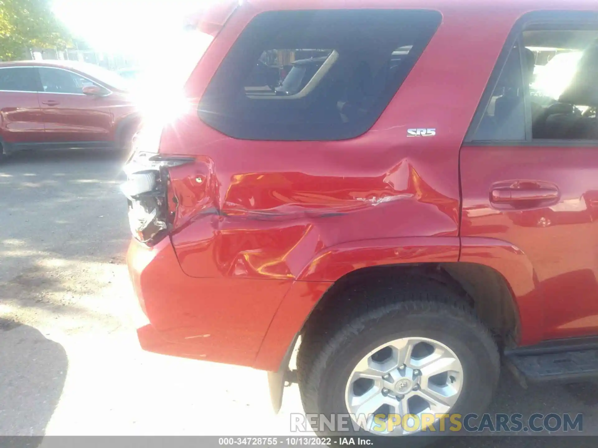 6 Photograph of a damaged car JTENU5JR2N6007018 TOYOTA 4RUNNER 2022