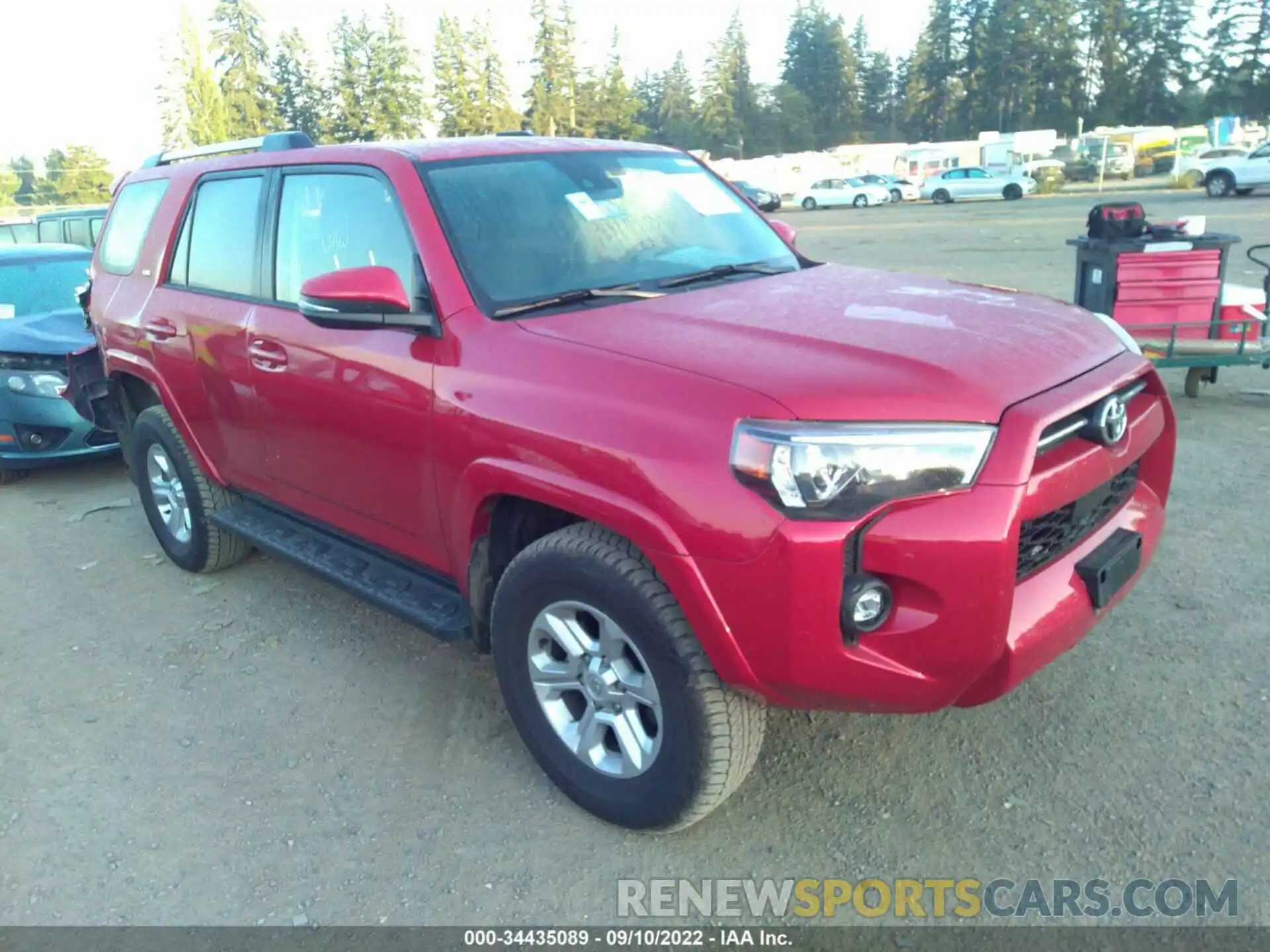 1 Photograph of a damaged car JTENU5JR2N6020576 TOYOTA 4RUNNER 2022