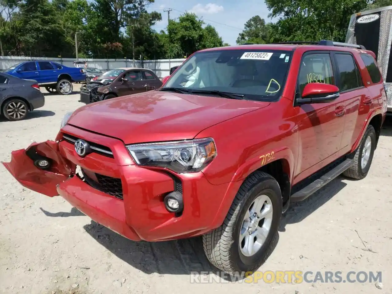 2 Photograph of a damaged car JTENU5JR2N6023395 TOYOTA 4RUNNER 2022