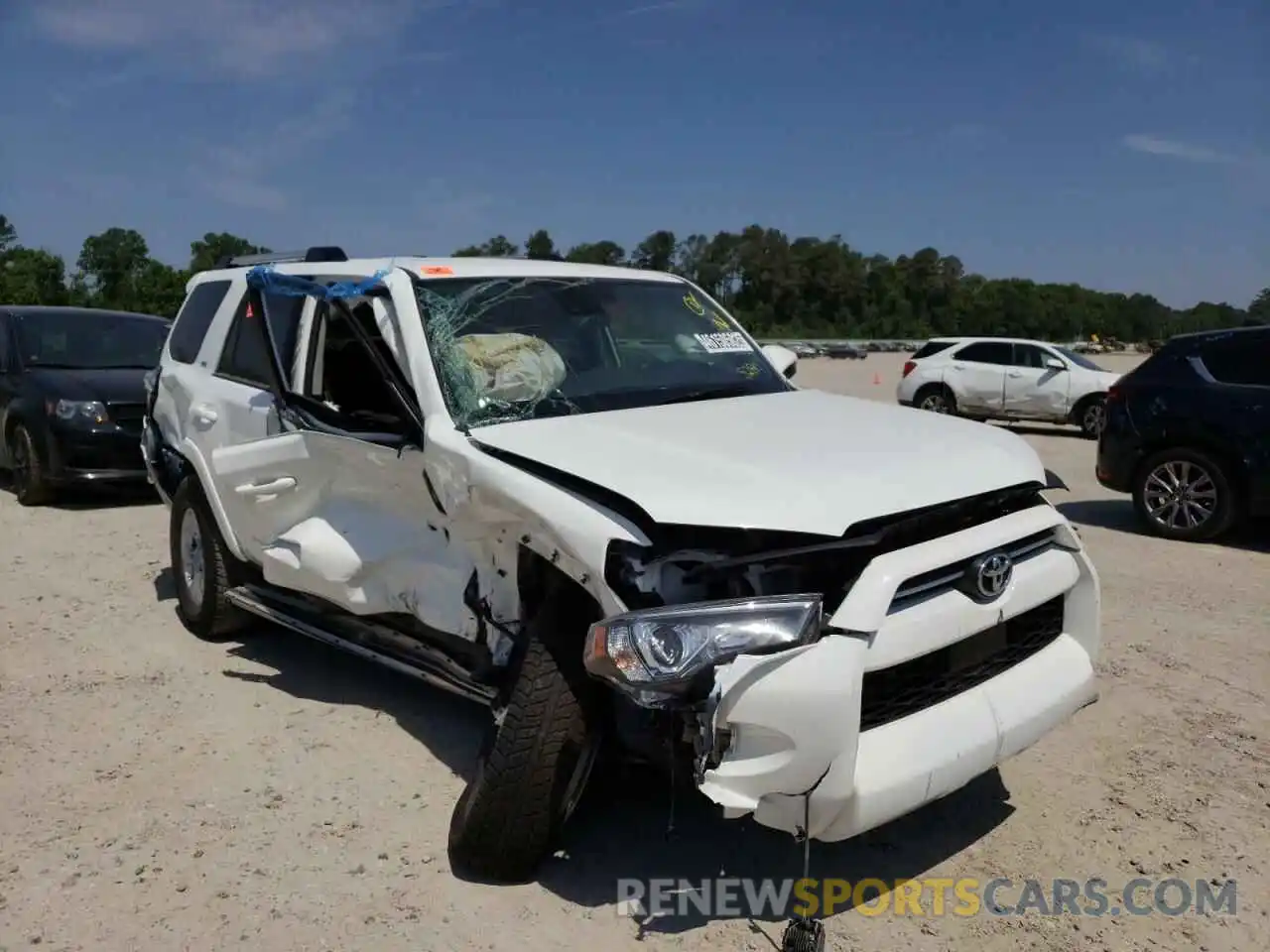 1 Photograph of a damaged car JTENU5JR3N5975280 TOYOTA 4RUNNER 2022