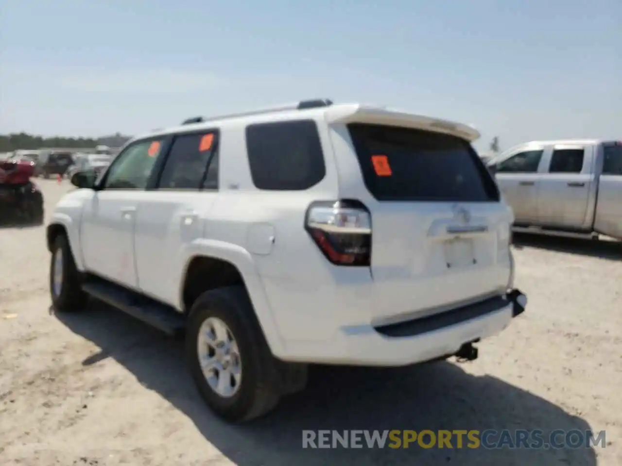 3 Photograph of a damaged car JTENU5JR3N5975280 TOYOTA 4RUNNER 2022