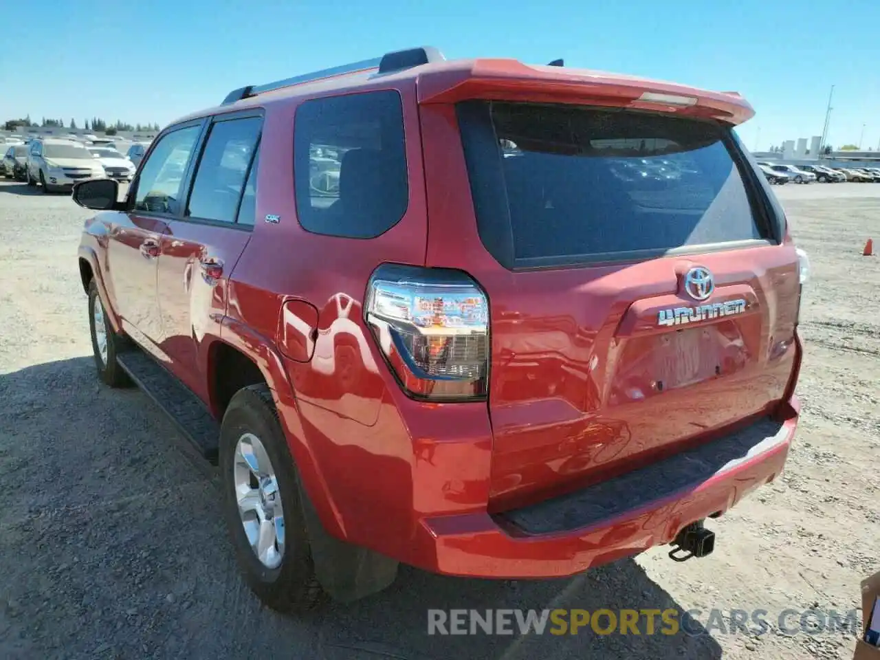 3 Photograph of a damaged car JTENU5JR4N5995747 TOYOTA 4RUNNER 2022