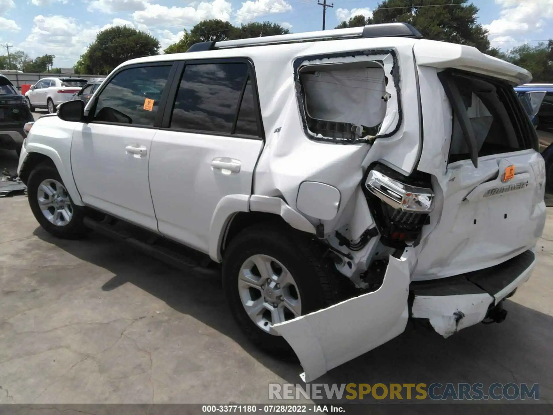 3 Photograph of a damaged car JTENU5JR4N6010454 TOYOTA 4RUNNER 2022