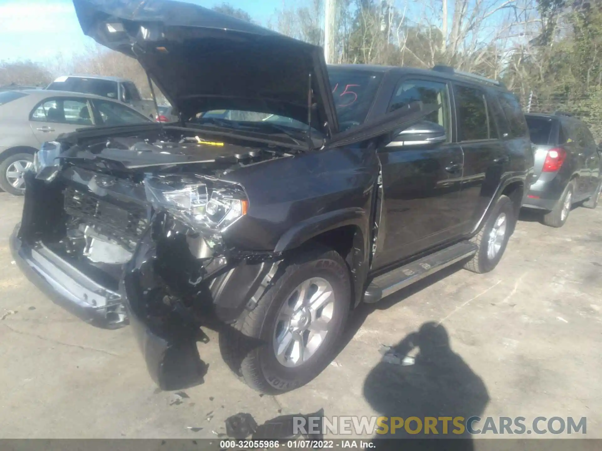 2 Photograph of a damaged car JTENU5JR5N5984515 TOYOTA 4RUNNER 2022