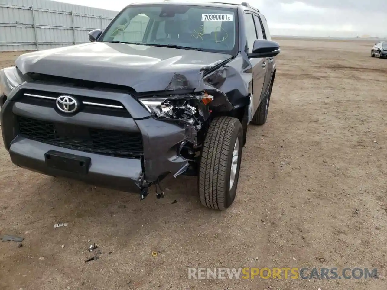 9 Photograph of a damaged car JTENU5JR5N5992212 TOYOTA 4RUNNER 2022