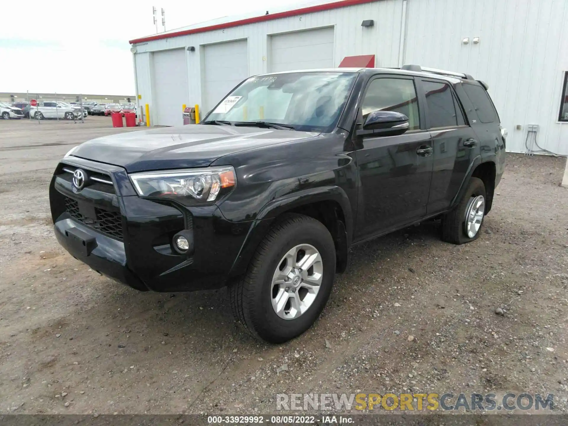 2 Photograph of a damaged car JTENU5JR8N5974576 TOYOTA 4RUNNER 2022