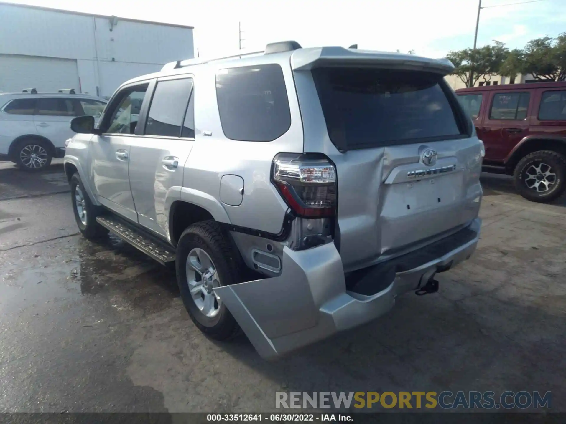 3 Фотография поврежденного автомобиля JTENU5JR8N5976120 TOYOTA 4RUNNER 2022