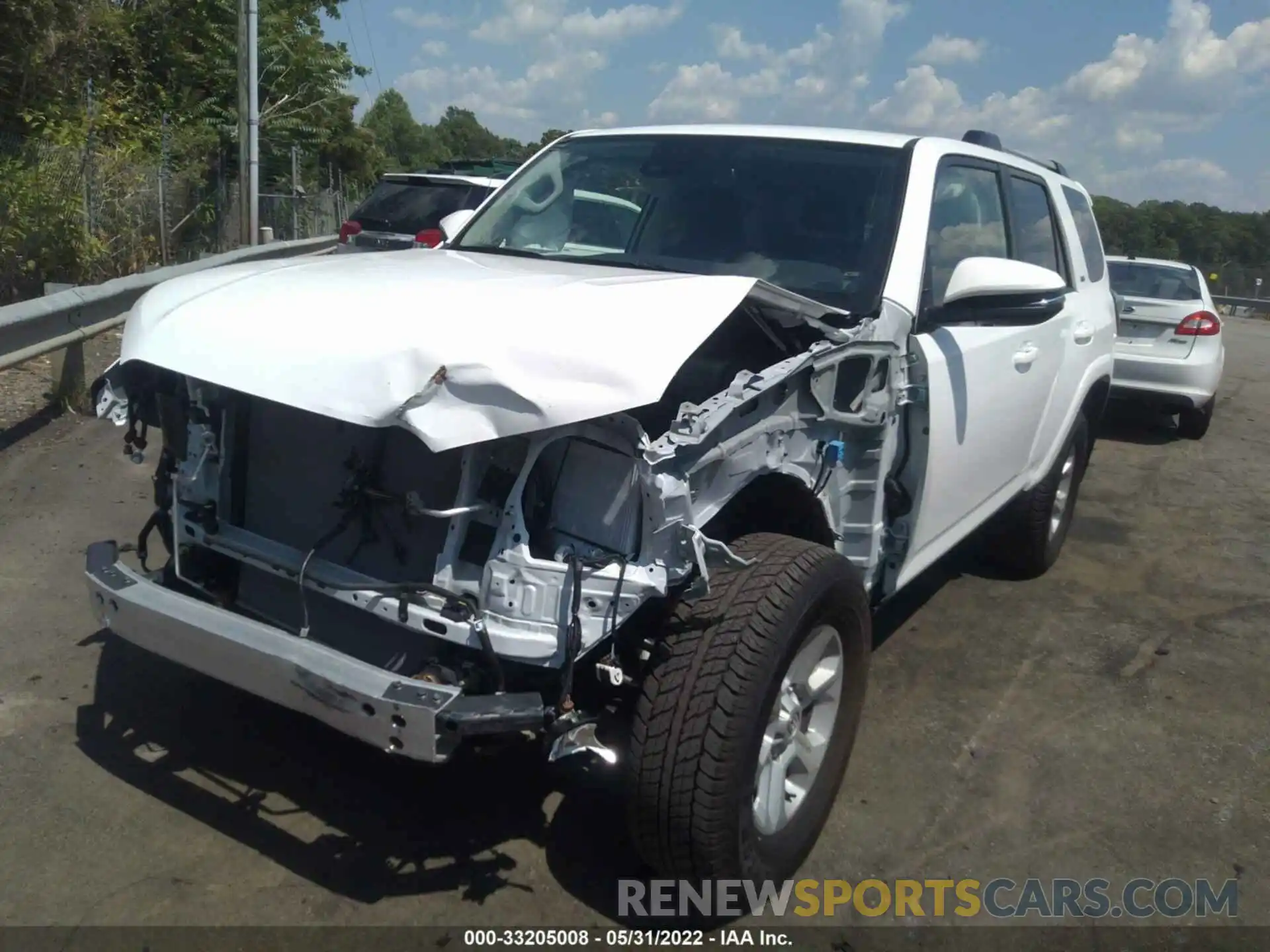 2 Photograph of a damaged car JTENU5JR8N6009260 TOYOTA 4RUNNER 2022