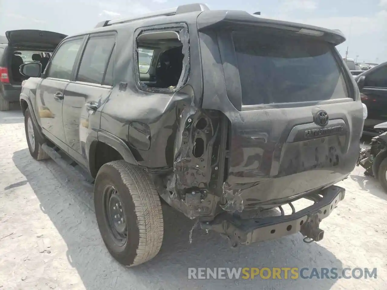 3 Photograph of a damaged car JTENU5JR8N6025037 TOYOTA 4RUNNER 2022