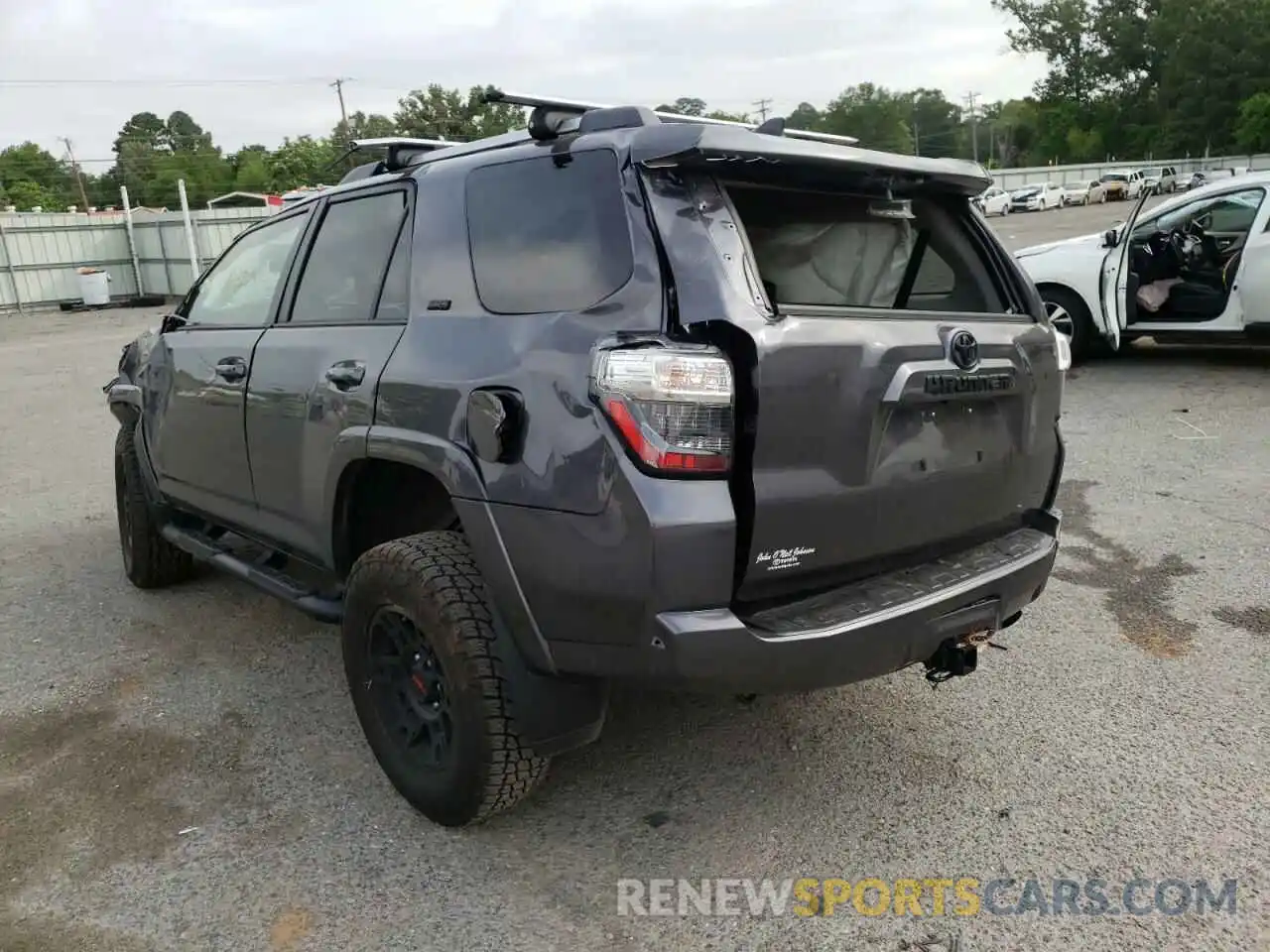 3 Photograph of a damaged car JTENU5JR9N5972786 TOYOTA 4RUNNER 2022