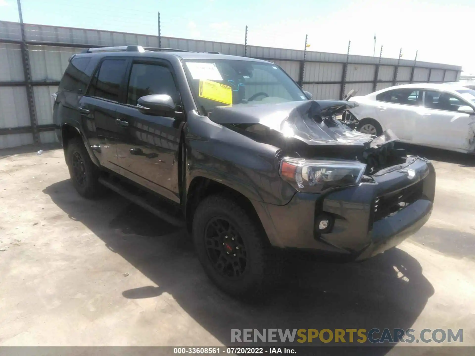 1 Photograph of a damaged car JTENU5JRXN5981920 TOYOTA 4RUNNER 2022