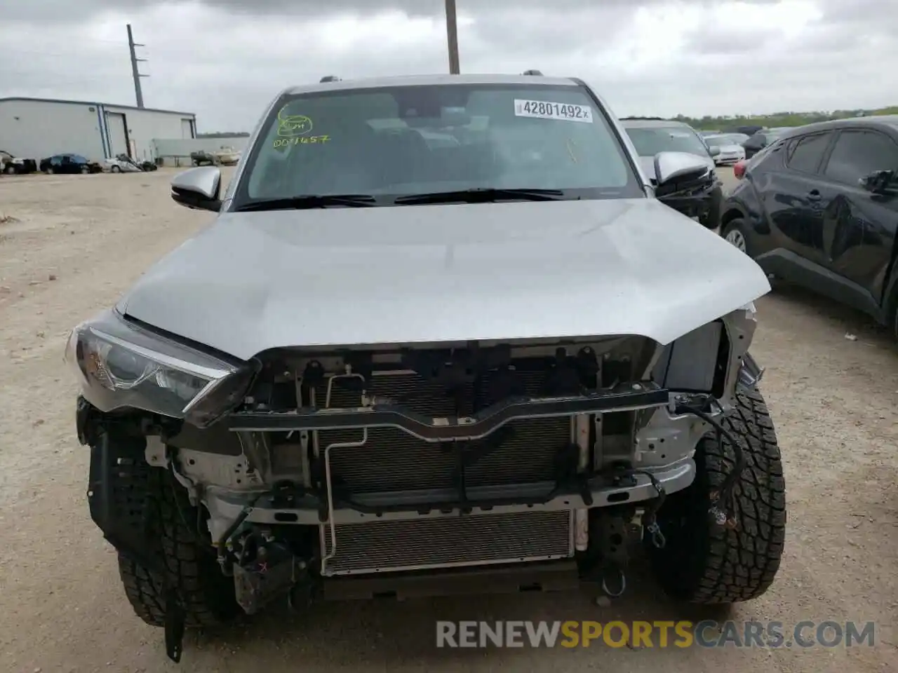 9 Photograph of a damaged car JTENU5JRXN6004657 TOYOTA 4RUNNER 2022