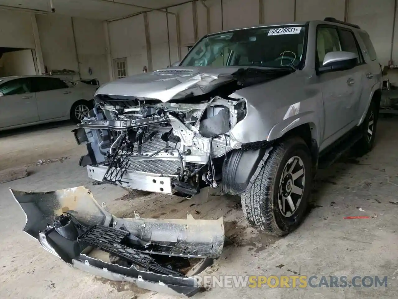 2 Photograph of a damaged car JTEPU5JR1N5977344 TOYOTA 4RUNNER 2022