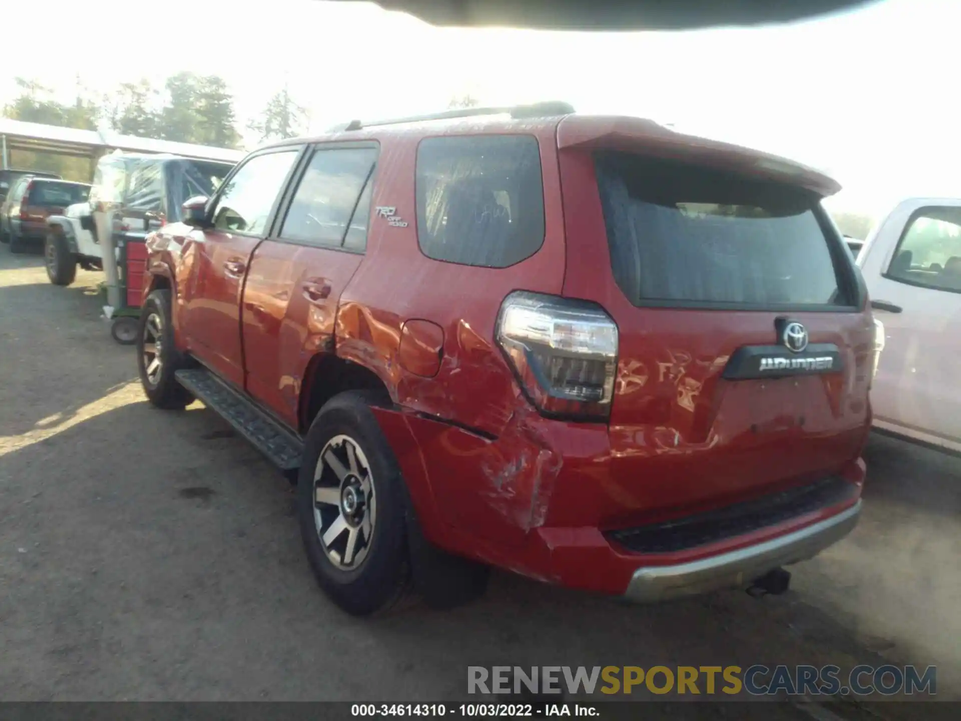 3 Photograph of a damaged car JTEPU5JR3N6007411 TOYOTA 4RUNNER 2022