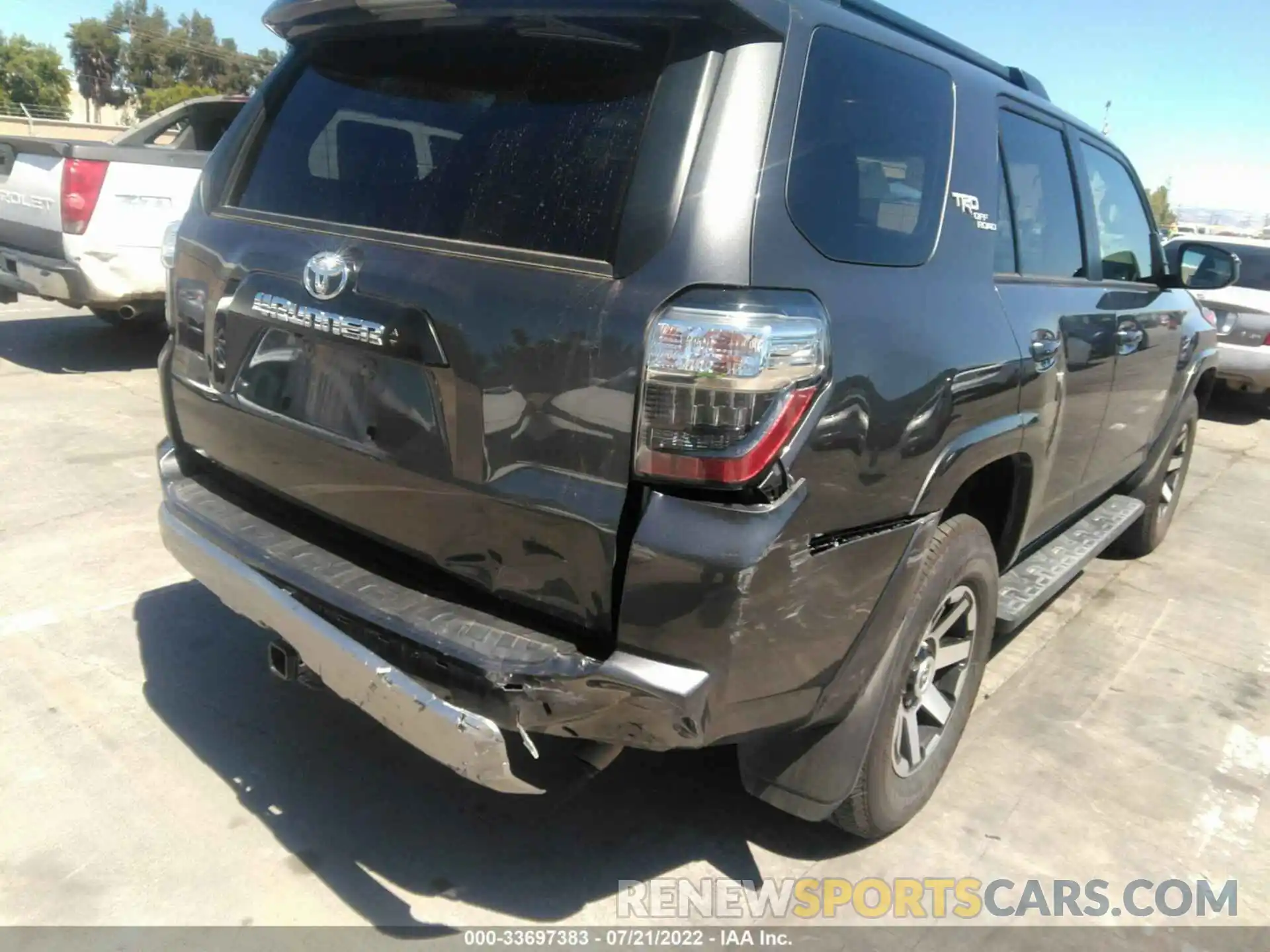 6 Photograph of a damaged car JTEPU5JR5N6008429 TOYOTA 4RUNNER 2022