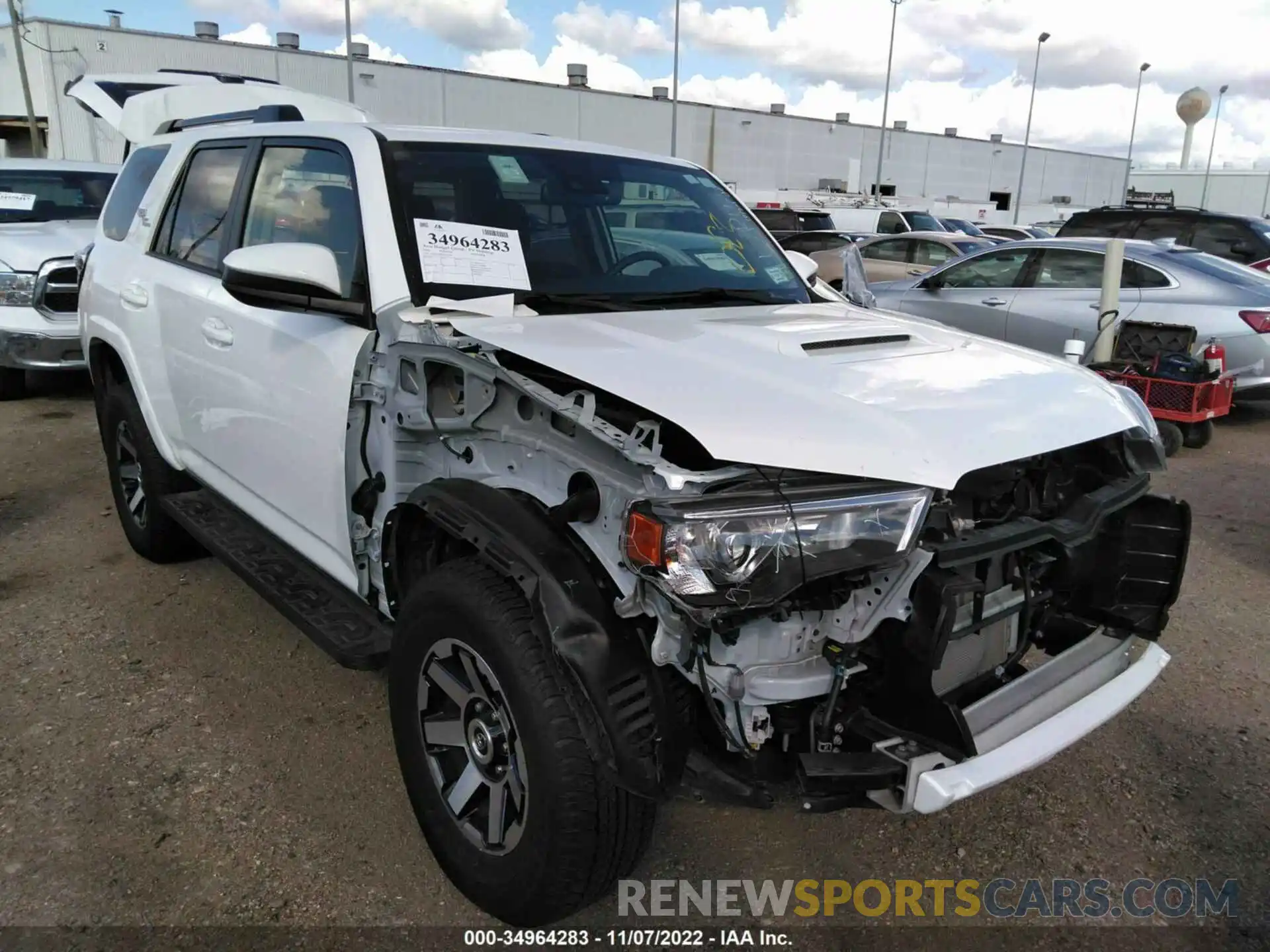 1 Photograph of a damaged car JTEPU5JR5N6051099 TOYOTA 4RUNNER 2022