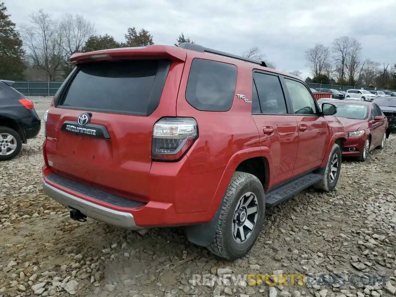 3 Photograph of a damaged car JTEPU5JR5N6063902 TOYOTA 4RUNNER 2022