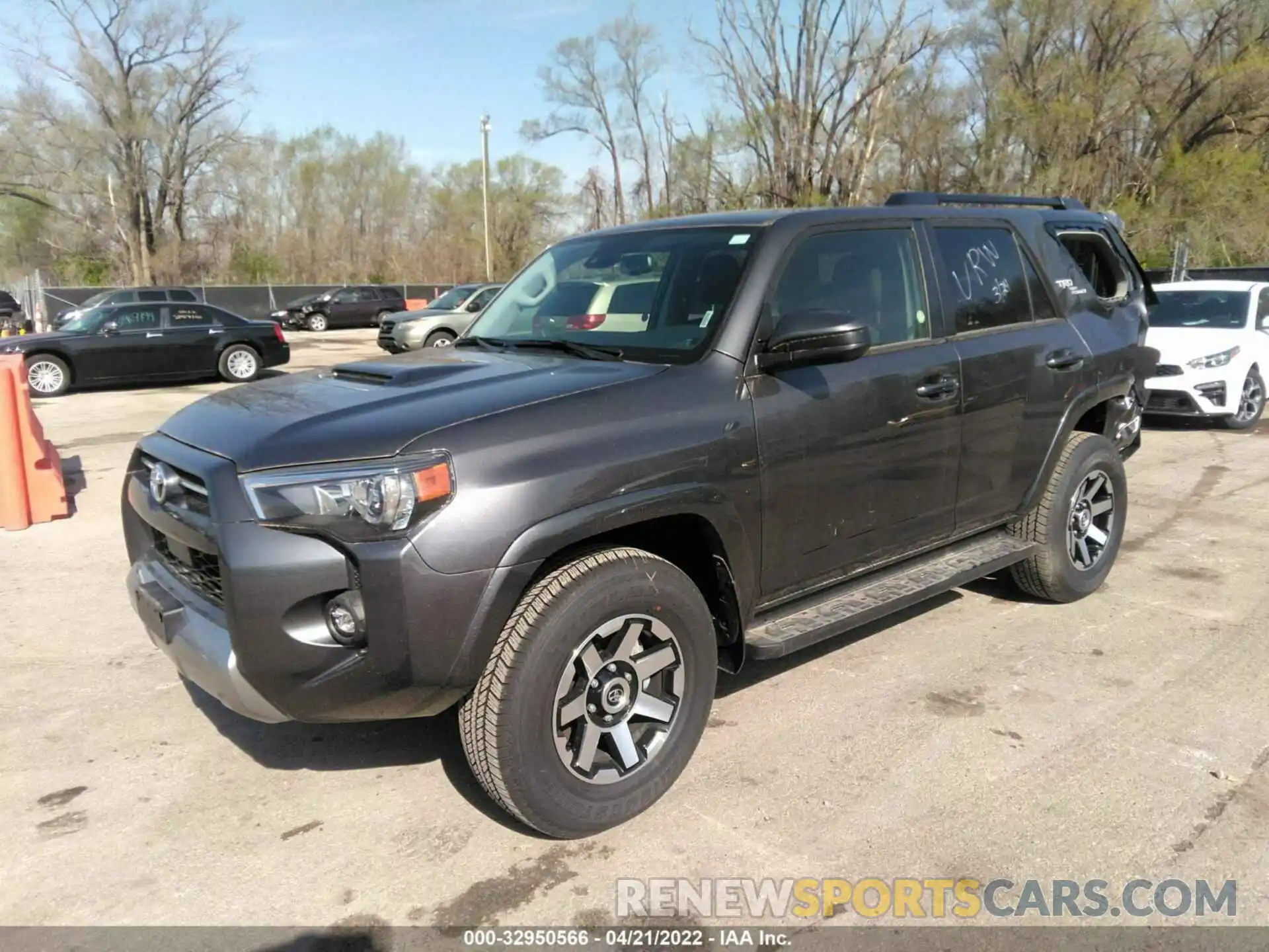 2 Photograph of a damaged car JTEPU5JR6N6021805 TOYOTA 4RUNNER 2022