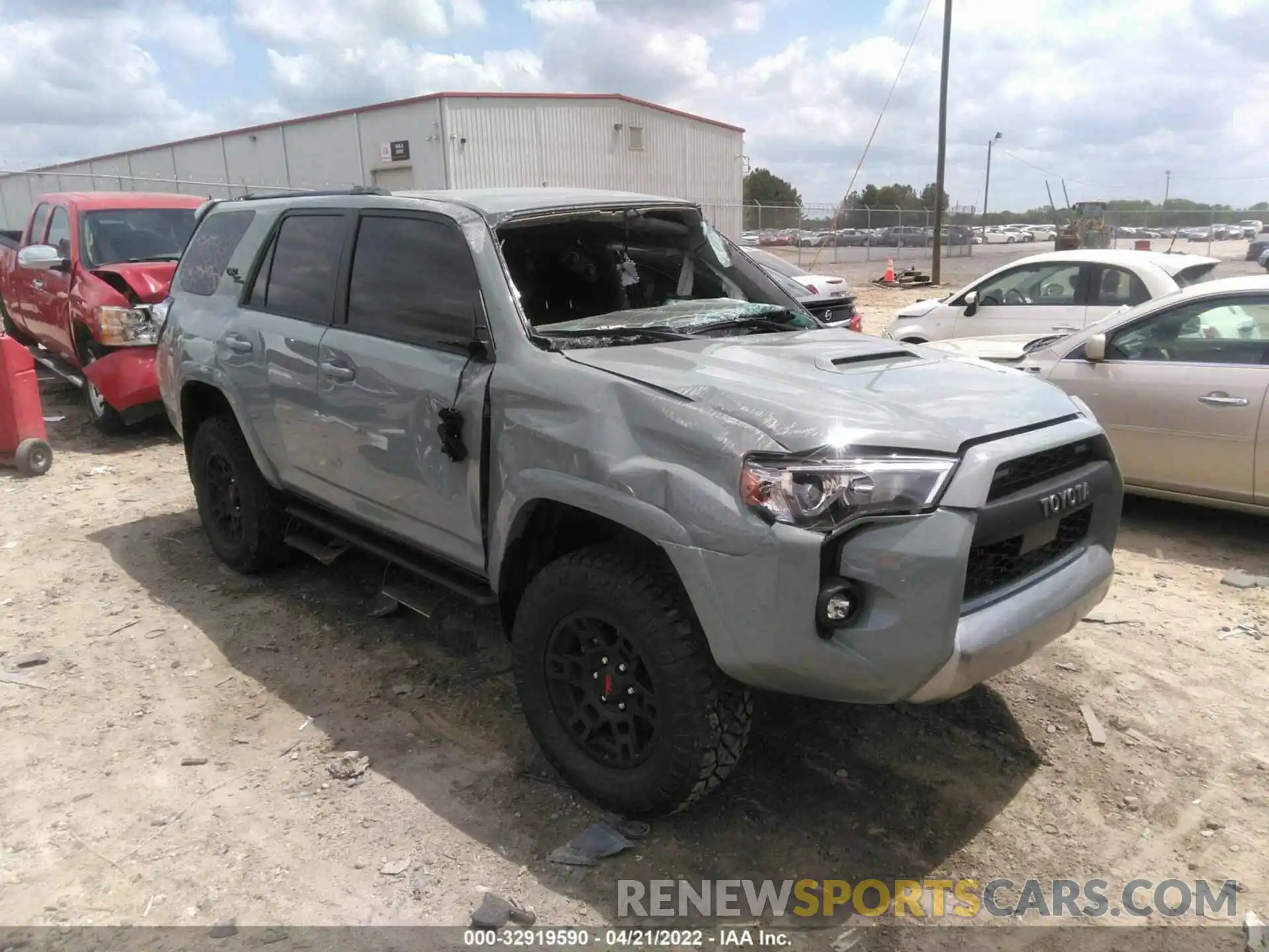 1 Photograph of a damaged car JTEPU5JR6N6028284 TOYOTA 4RUNNER 2022