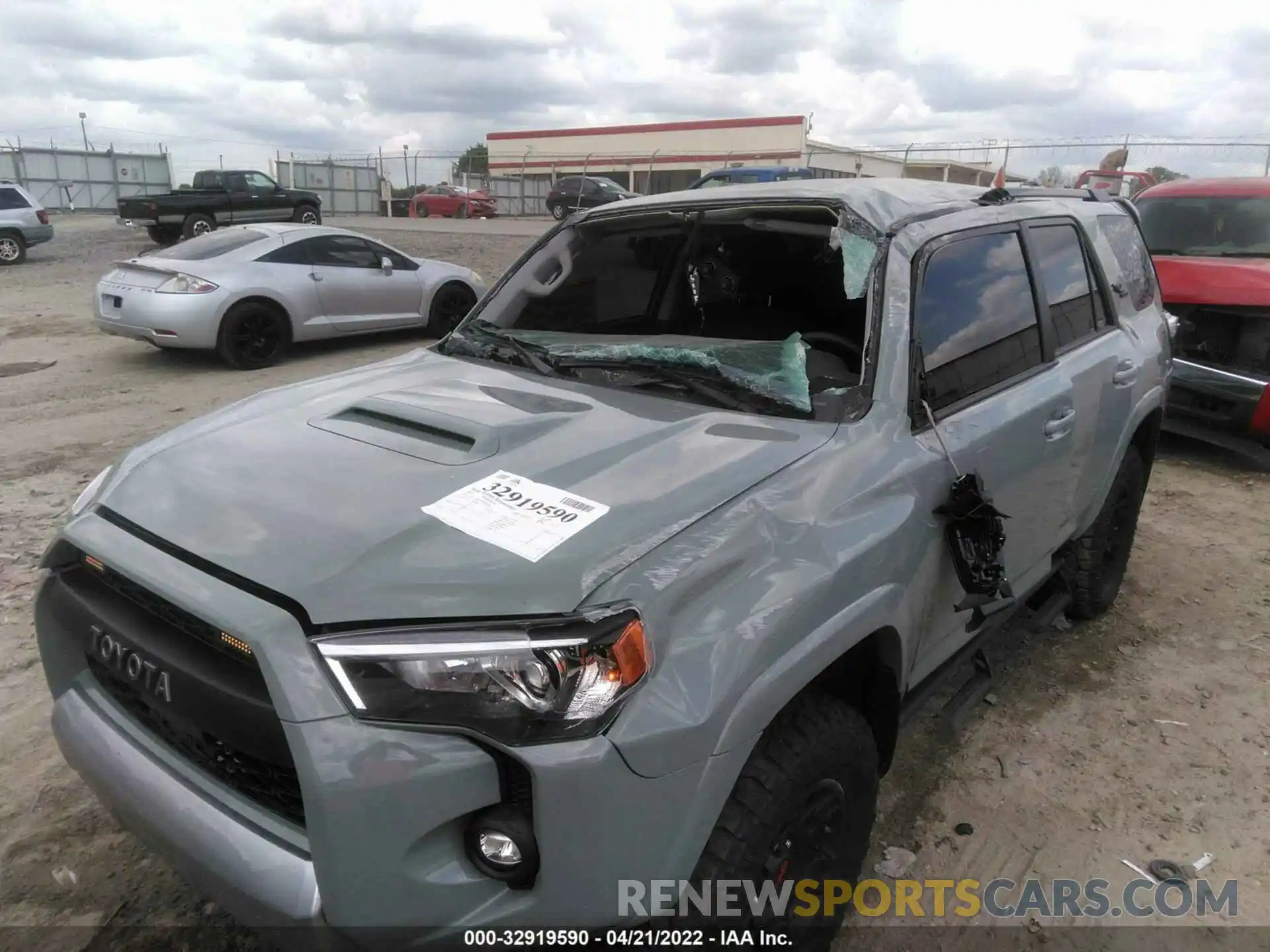 6 Photograph of a damaged car JTEPU5JR6N6028284 TOYOTA 4RUNNER 2022