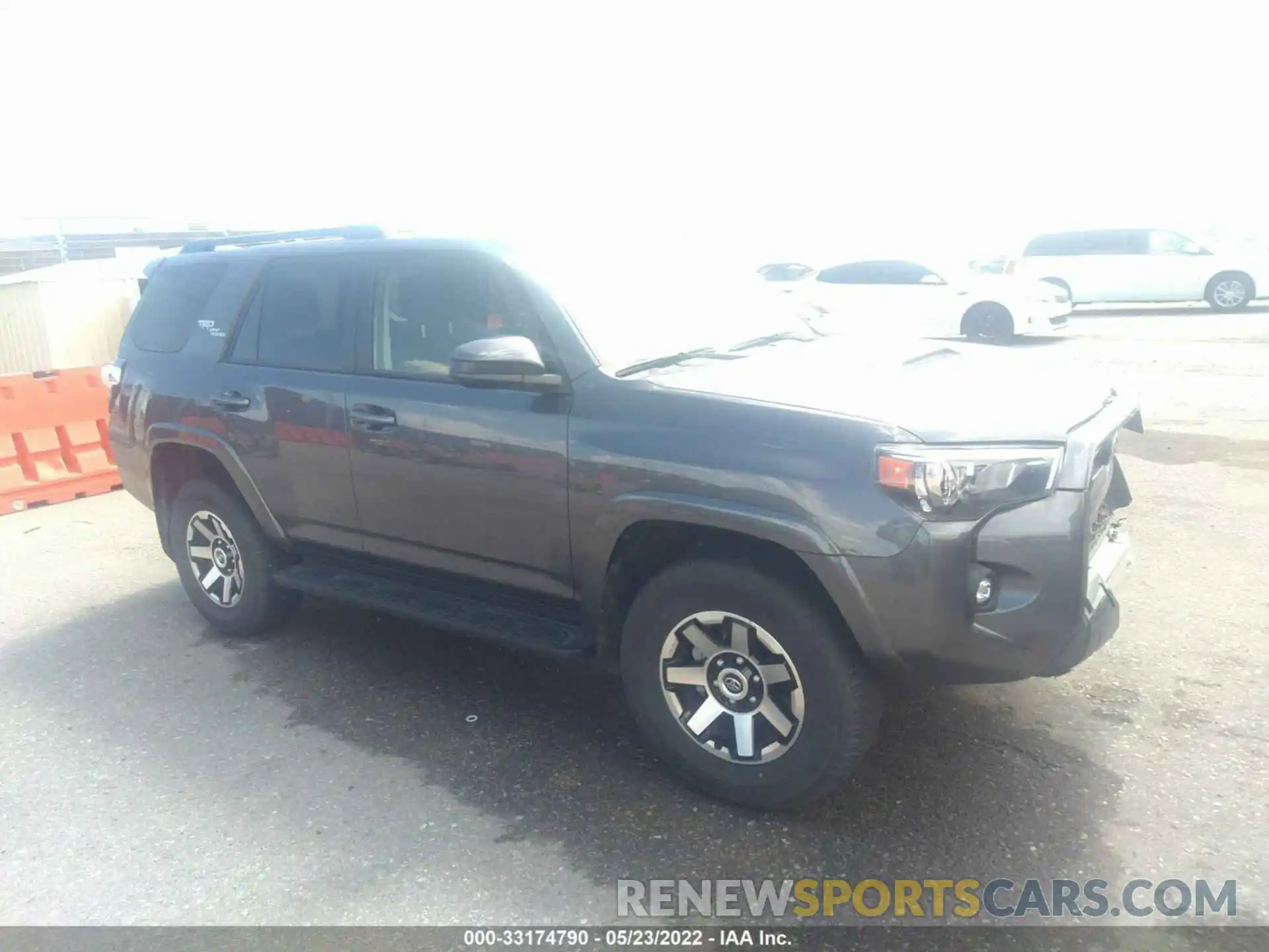 1 Photograph of a damaged car JTEPU5JR9N5995171 TOYOTA 4RUNNER 2022