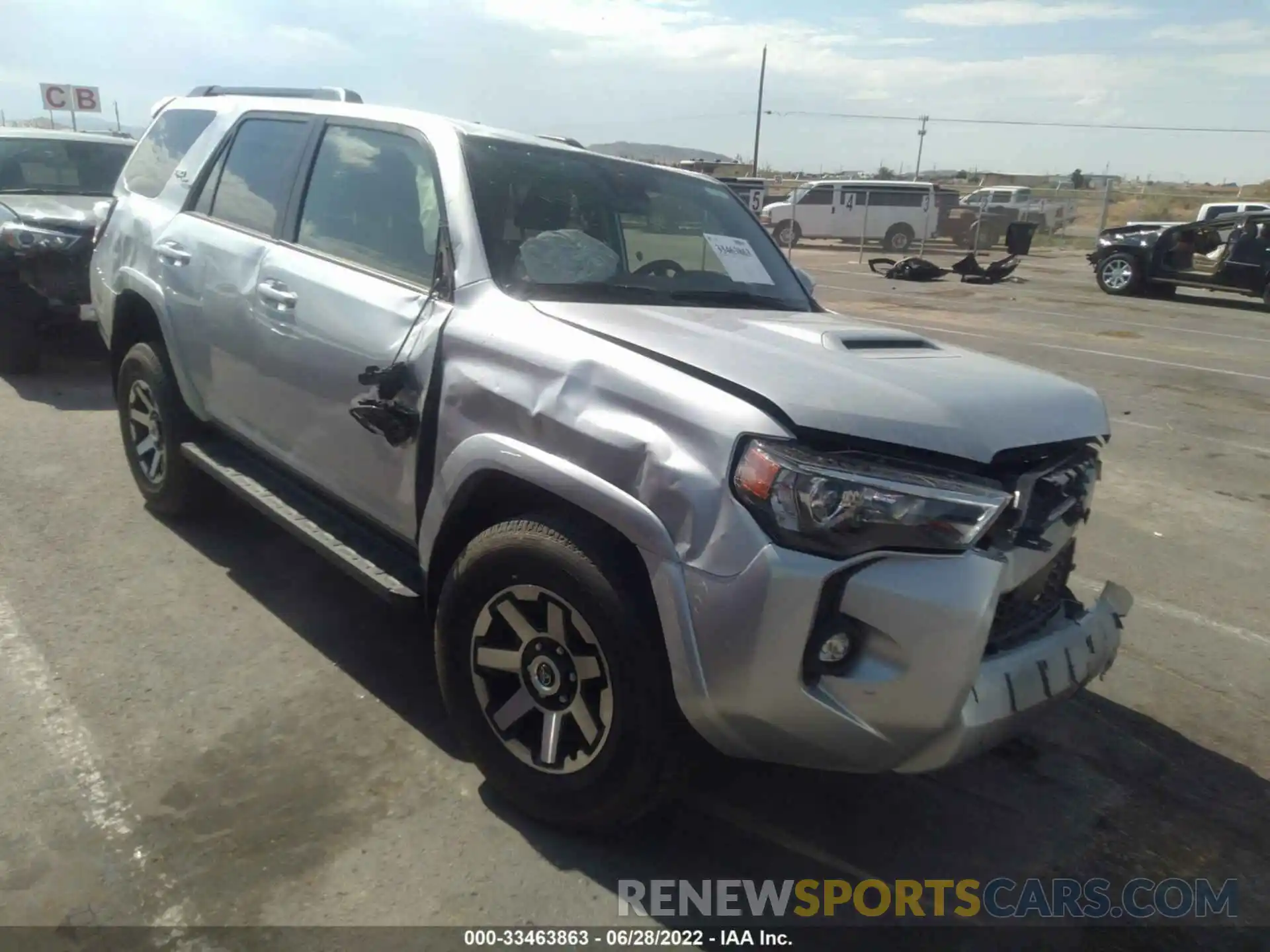 1 Фотография поврежденного автомобиля JTEPU5JR9N6005498 TOYOTA 4RUNNER 2022