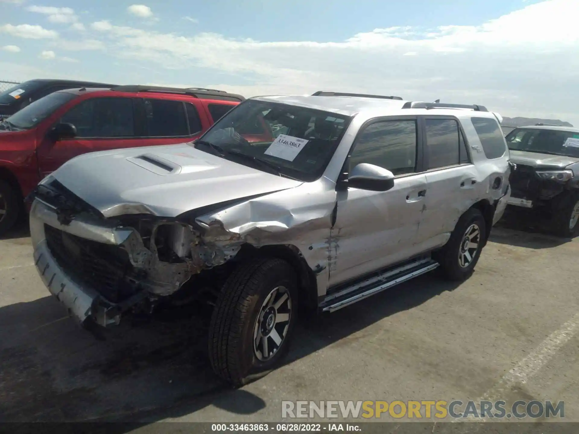 2 Photograph of a damaged car JTEPU5JR9N6005498 TOYOTA 4RUNNER 2022