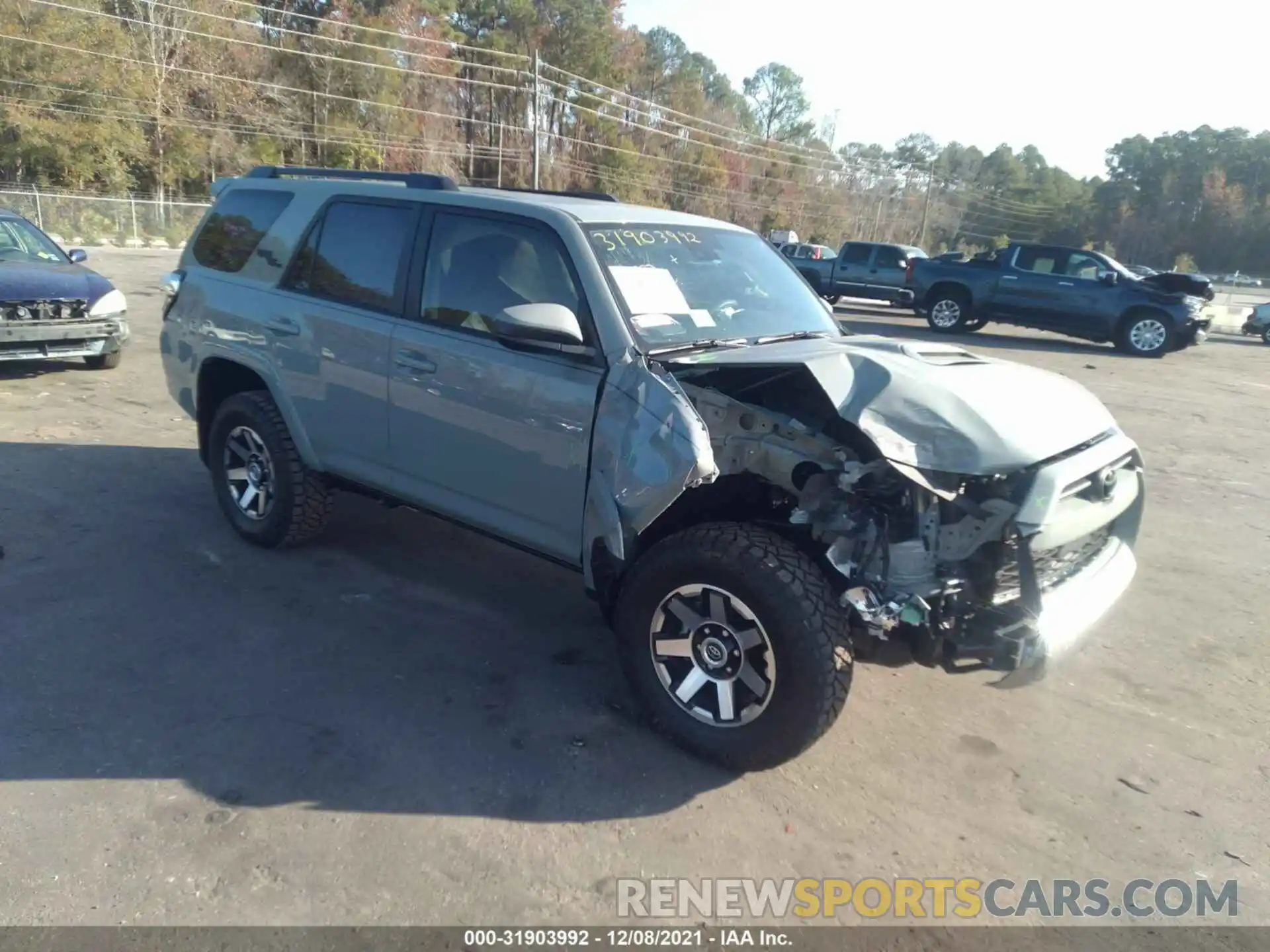 1 Photograph of a damaged car JTEPU5JRXN5978878 TOYOTA 4RUNNER 2022