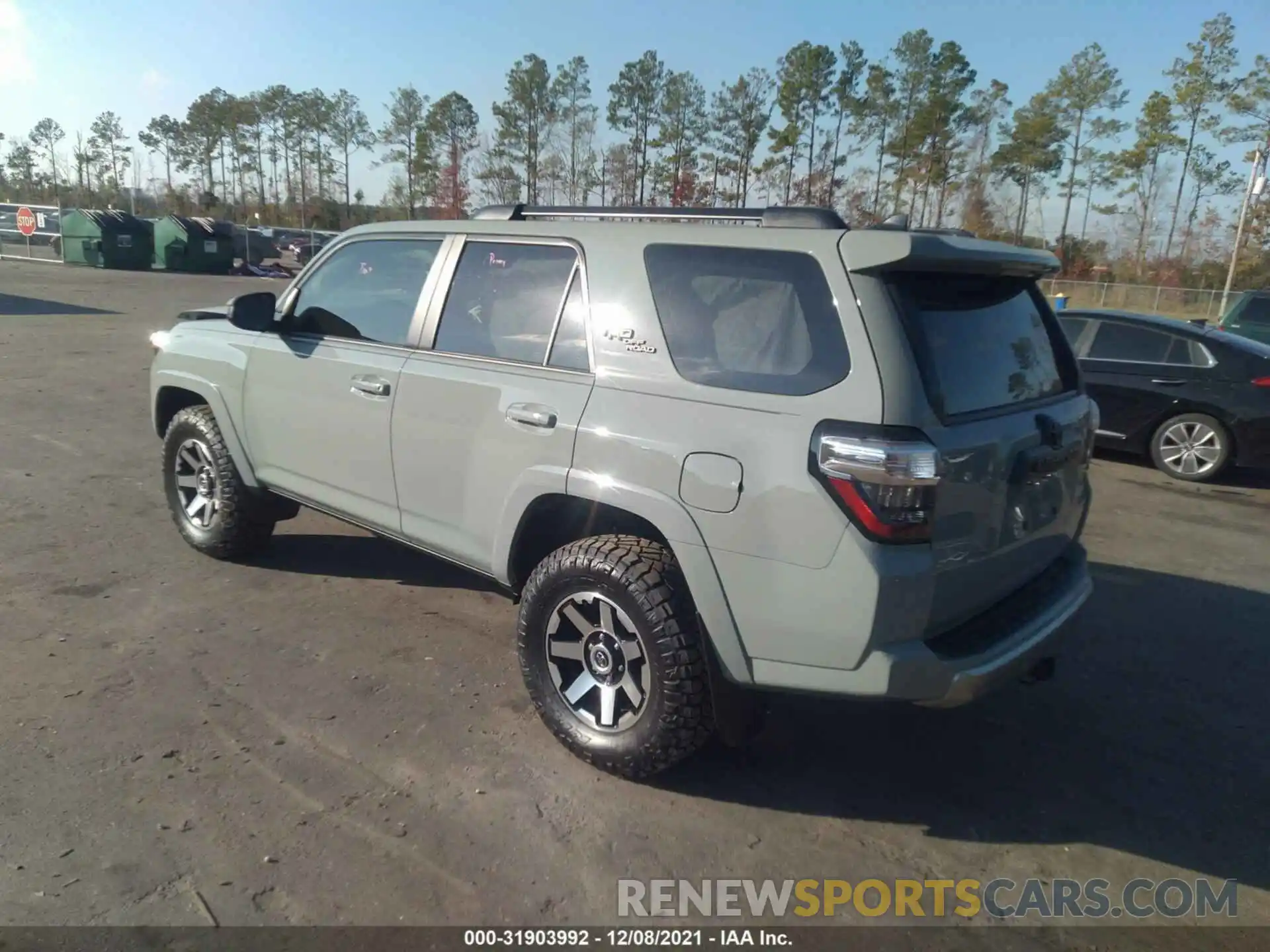 3 Photograph of a damaged car JTEPU5JRXN5978878 TOYOTA 4RUNNER 2022