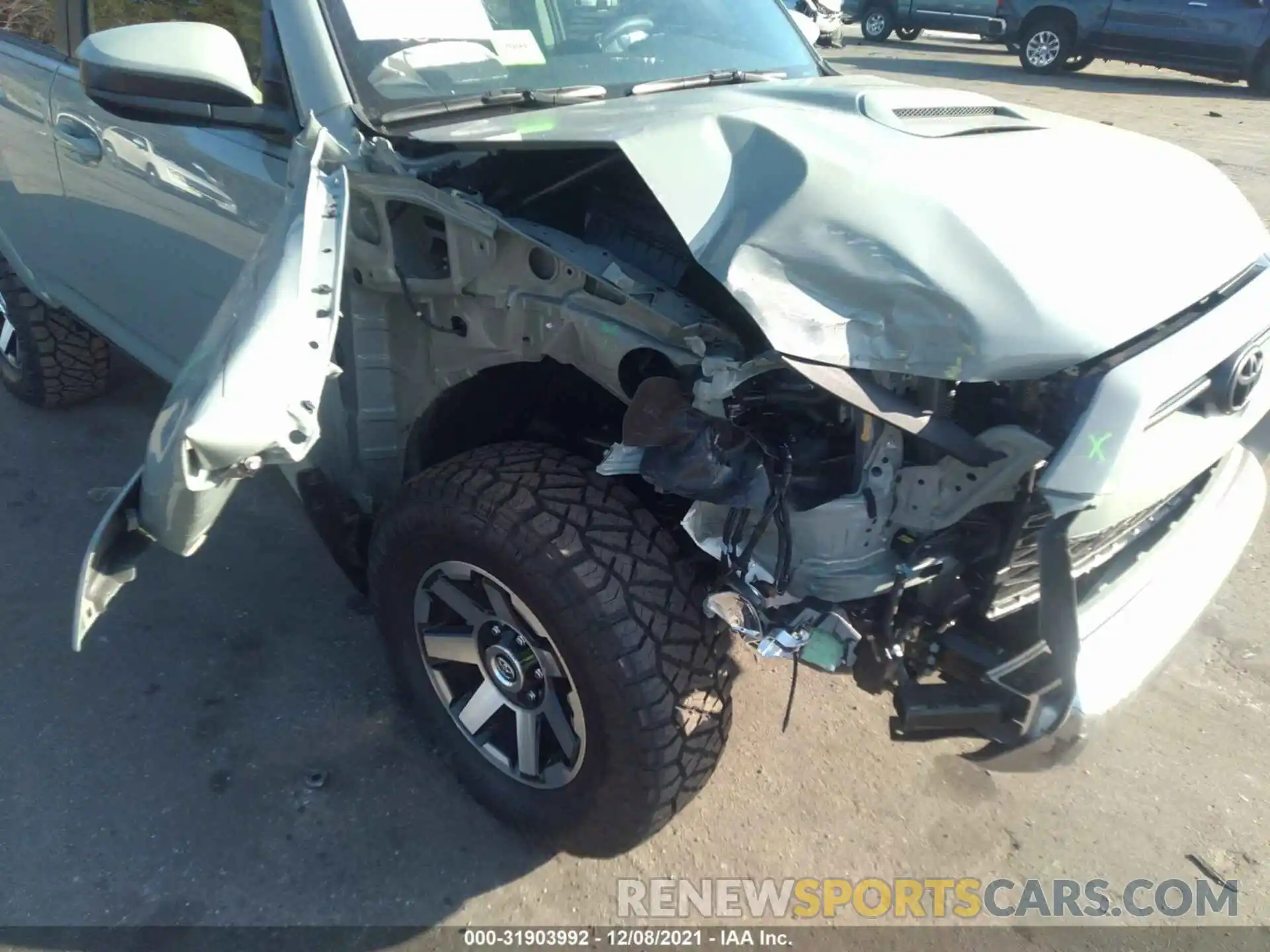 6 Photograph of a damaged car JTEPU5JRXN5978878 TOYOTA 4RUNNER 2022