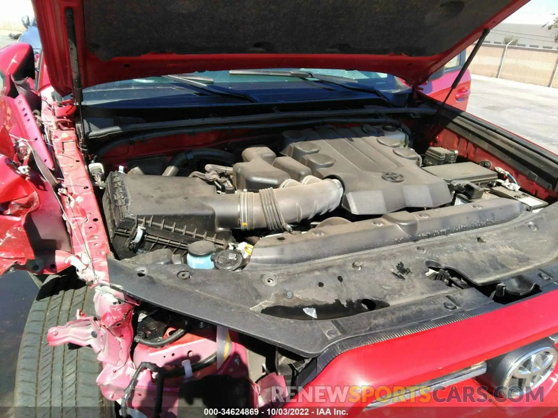 10 Photograph of a damaged car JTEPU5JRXN6007681 TOYOTA 4RUNNER 2022