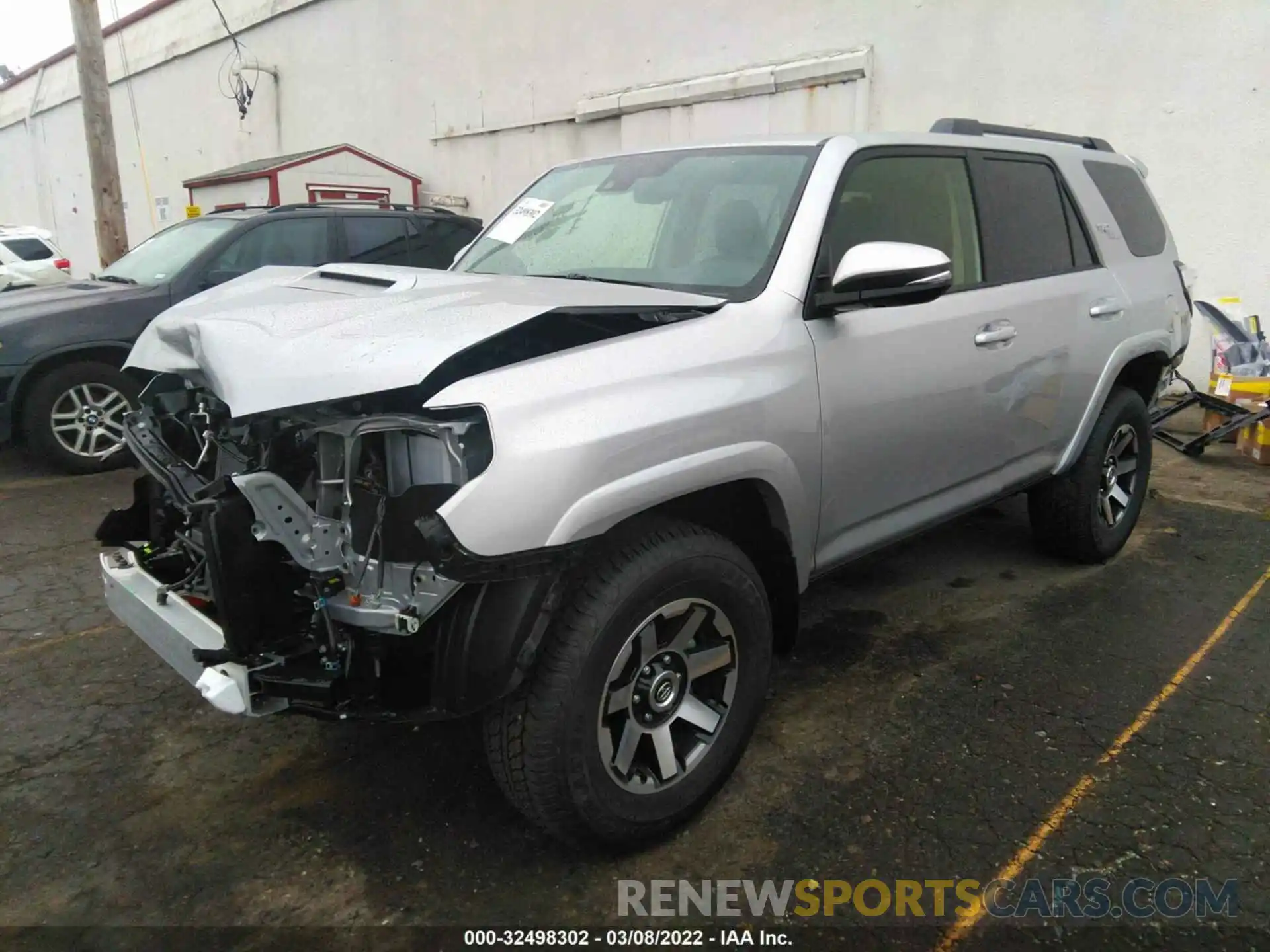 2 Photograph of a damaged car JTERU5JR0N6009741 TOYOTA 4RUNNER 2022