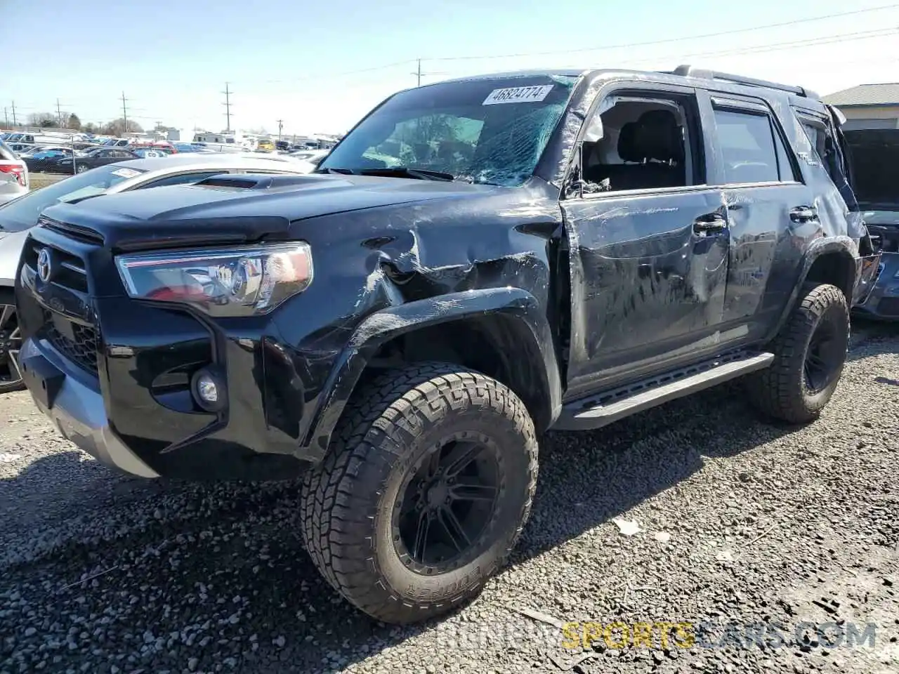 1 Photograph of a damaged car JTERU5JR1N6020067 TOYOTA 4RUNNER 2022