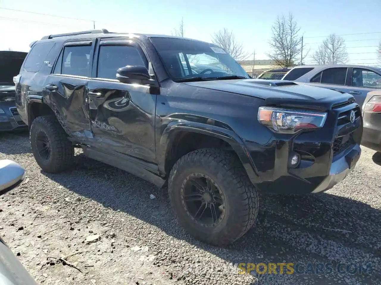 4 Photograph of a damaged car JTERU5JR1N6020067 TOYOTA 4RUNNER 2022