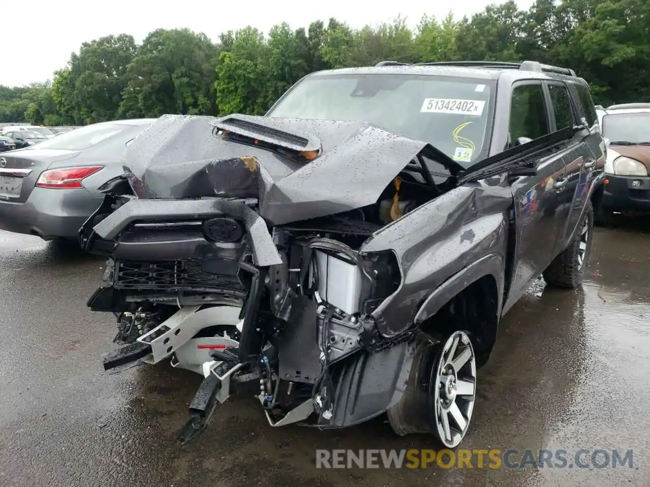 2 Photograph of a damaged car JTERU5JR1N6027763 TOYOTA 4RUNNER 2022