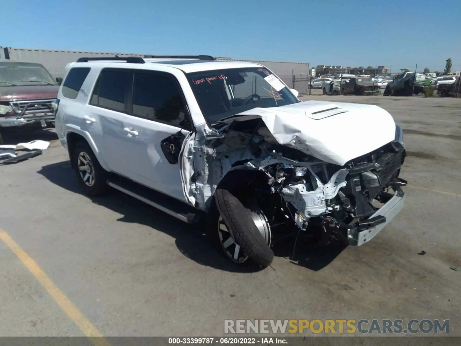 1 Photograph of a damaged car JTERU5JR1N6042960 TOYOTA 4RUNNER 2022