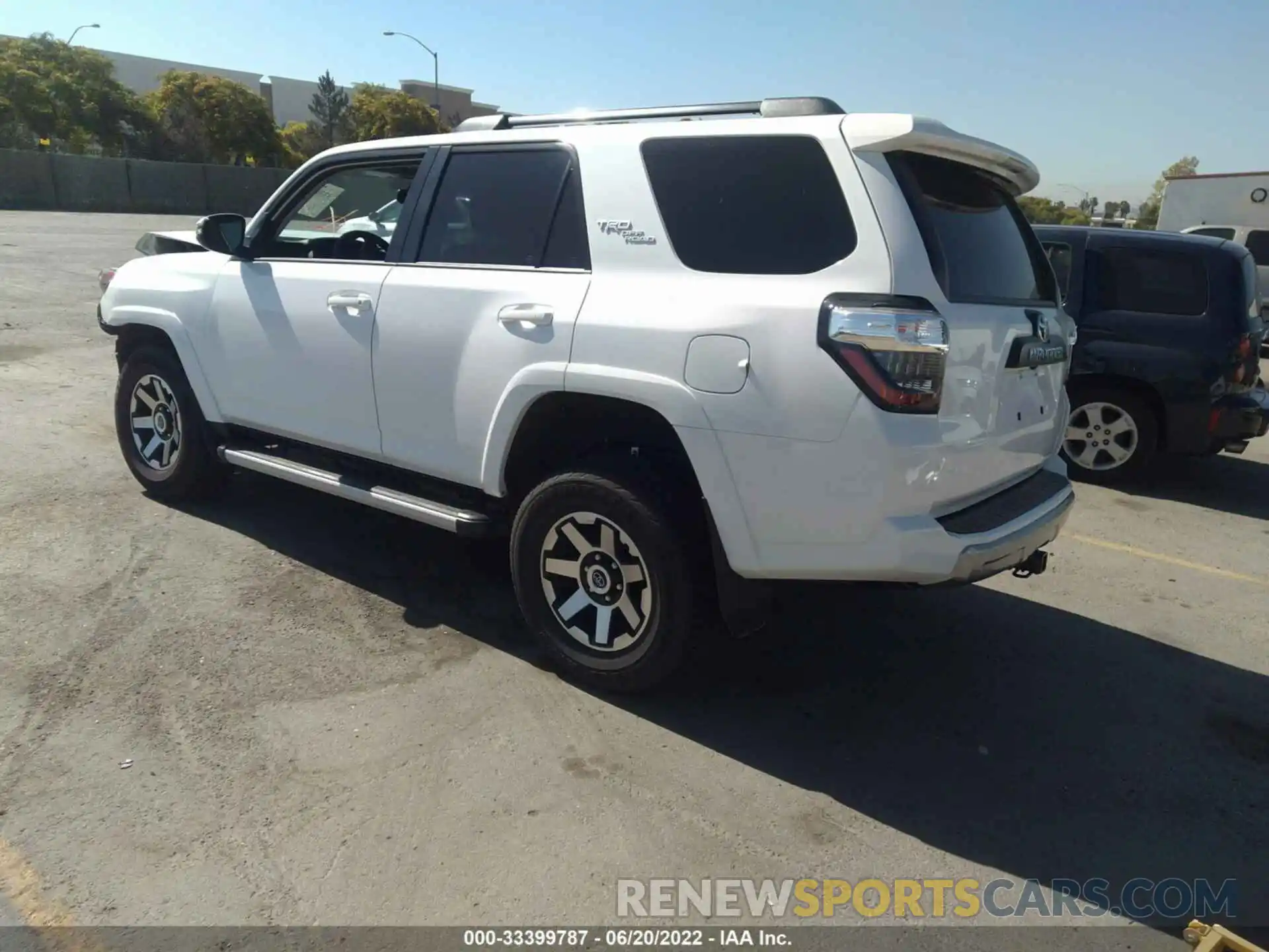 3 Photograph of a damaged car JTERU5JR1N6042960 TOYOTA 4RUNNER 2022