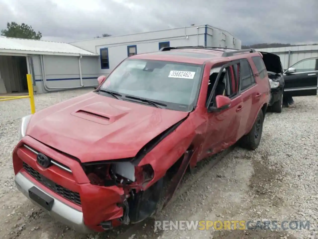 2 Photograph of a damaged car JTERU5JR3N6001455 TOYOTA 4RUNNER 2022