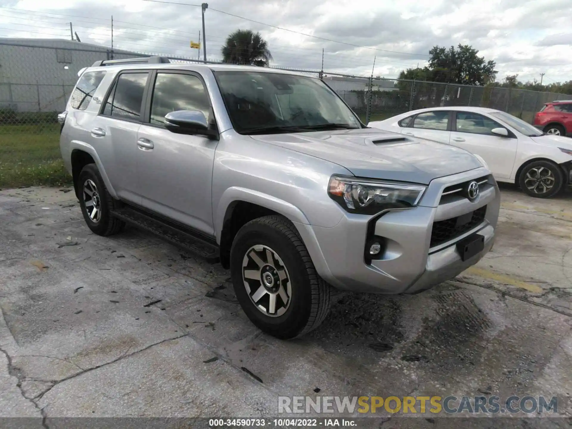 1 Photograph of a damaged car JTERU5JR3N6039199 TOYOTA 4RUNNER 2022