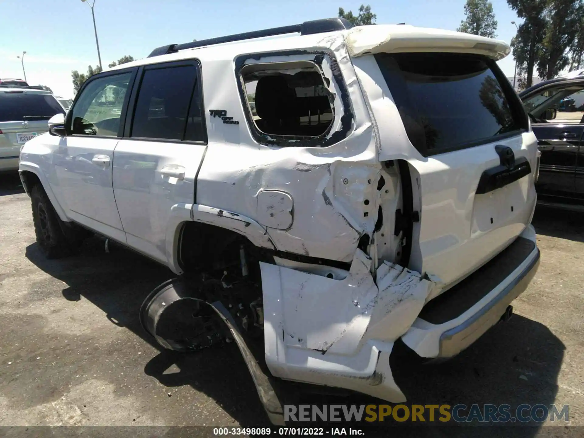 3 Photograph of a damaged car JTERU5JR4N6045237 TOYOTA 4RUNNER 2022