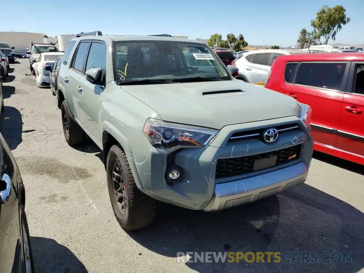 1 Photograph of a damaged car JTERU5JR4N6045982 TOYOTA 4RUNNER 2022