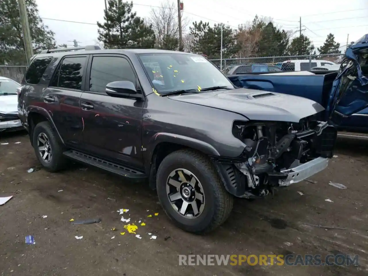 4 Фотография поврежденного автомобиля JTERU5JR4N6081803 TOYOTA 4RUNNER 2022